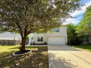 7817 Marble Ridge Dr in Austin, TX - Building Photo - Building Photo