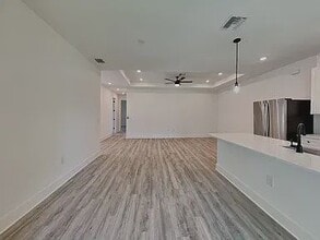 1126 Bismarck Rd in Punta Gorda, FL - Building Photo - Building Photo