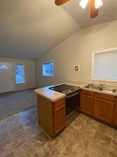 5998 A St in Springfield, OR - Building Photo - Building Photo