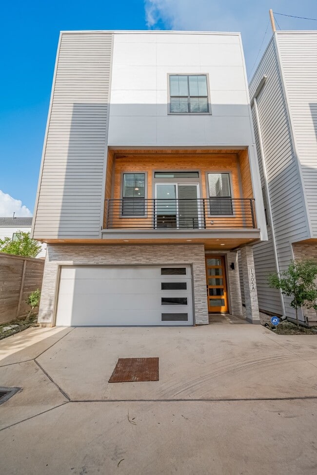 1305 E 27th St in Houston, TX - Building Photo - Building Photo