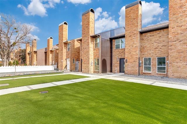 2228 Colony Ct in Dallas, TX - Building Photo