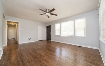 423 Glenbrook Dr in Raleigh, NC - Building Photo - Building Photo