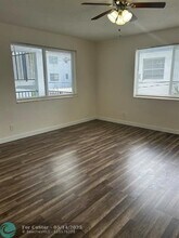 2415 Lincoln St in Hollywood, FL - Building Photo - Building Photo