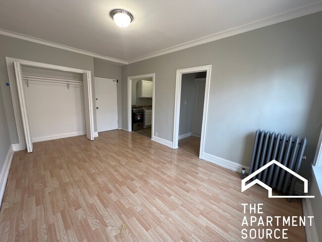 5451 S Cornell Ave in Chicago, IL - Building Photo - Building Photo