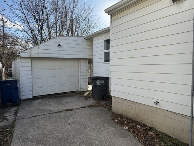 1117 Clymena St in Toledo, OH - Building Photo - Building Photo