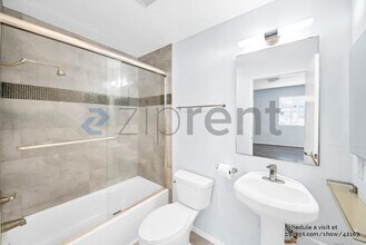918 W College St in Los Angeles, CA - Building Photo - Building Photo