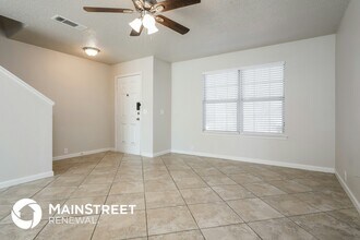 1912 Berkeley Dr, Unit A1009 in Red Oak, TX - Building Photo - Building Photo