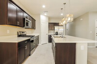 6855 W Parkway Dr, Unit 14 in Phoenix, AZ - Building Photo - Building Photo