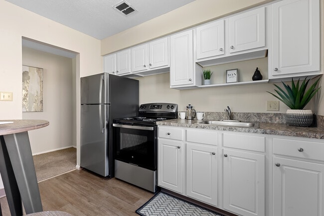 Manor Park Apartments