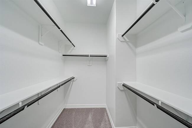 11014 Cres Light Way