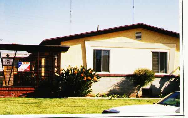 4471-4477 Illinois St in San Diego, CA - Foto de edificio - Building Photo