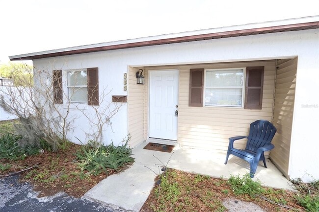 property at 918 S Scenic Hwy