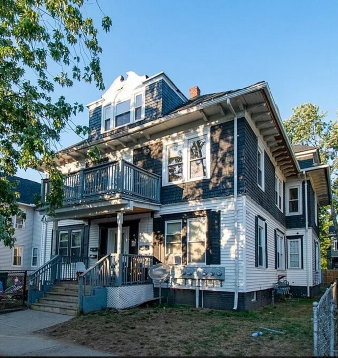 53 Wilbraham Ave in Springfield, MA - Building Photo