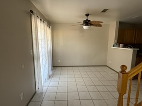 812 Angel Star Ln in Las Vegas, NV - Building Photo - Building Photo