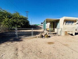 2805 N Fairview Ave in Tucson, AZ - Building Photo