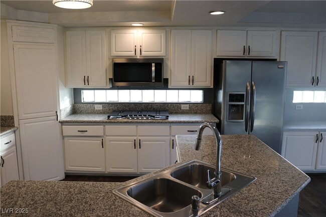 property at 3733 Deer Flats St