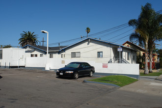 2818-2824 Boston Ave in San Diego, CA - Building Photo - Building Photo