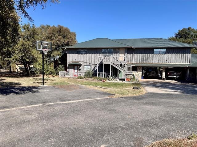 property at 1901 Adams Ln