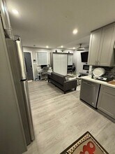 10132 Lake Summit Dr in Moreno Valley, CA - Building Photo - Building Photo