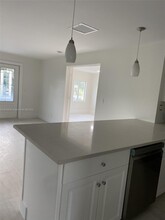 701 E Madison Ave in Stuart, FL - Building Photo - Building Photo