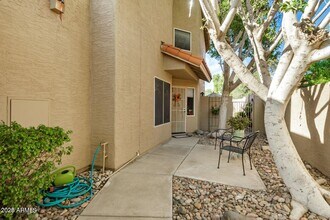 9260 E Voltaire Dr in Scottsdale, AZ - Building Photo - Building Photo