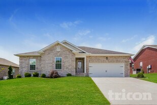 424 Mya Marie Dr in Gallatin, TN - Building Photo