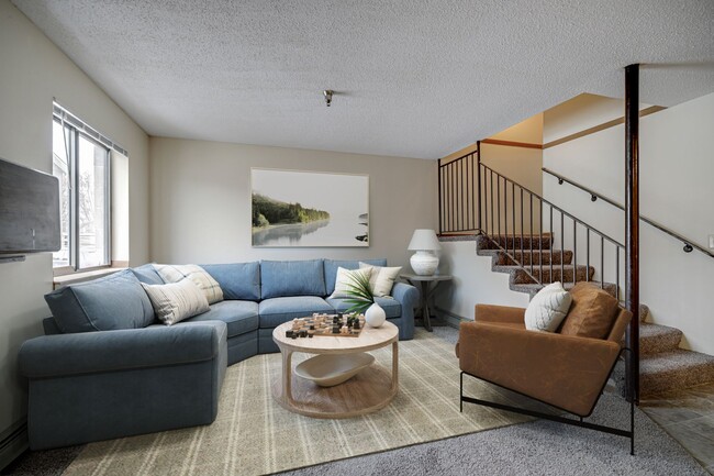 438 1st Ave NE in St. Joseph, MN - Building Photo - Building Photo