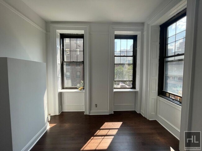 LEXINGTON AVENUE in New York, NY - Building Photo - Building Photo