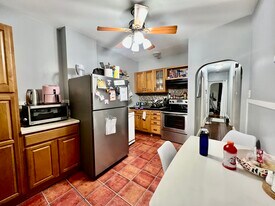 846 Huntington Ave, Unit 11 in Boston, MA - Building Photo