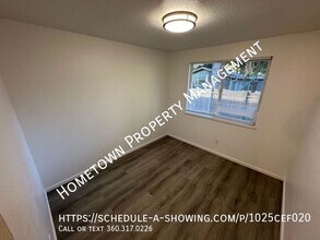 7801 Pacific Ave SE in Lacey, WA - Building Photo - Building Photo
