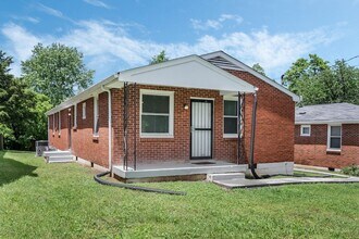 1908a Riverside Dr in Nashville, TN - Building Photo - Building Photo