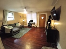 1032 Curran St NW in Atlanta, GA - Building Photo