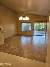 10043 E Gray Rd in Scottsdale, AZ - Building Photo - Building Photo