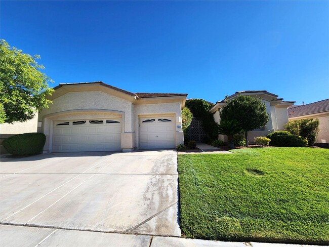 10466 Realm Way in Las Vegas, NV - Foto de edificio - Building Photo