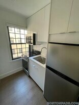 1200 Massachusetts Ave, Unit 317 in Cambridge, MA - Building Photo
