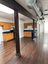 1774 N Main St, Unit 1774-C in Los Angeles, CA - Building Photo - Building Photo
