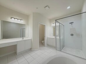 425 Greenwich Cir, Unit 206 in Jupiter, FL - Building Photo - Building Photo