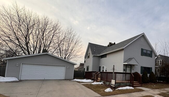 1216 S 21st St, Unit 1216 S 21st St