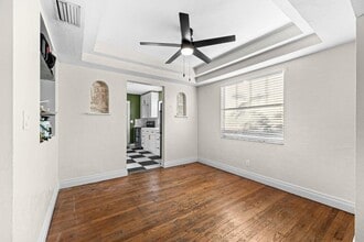 4514 9th Ave N in St. Petersburg, FL - Building Photo - Building Photo