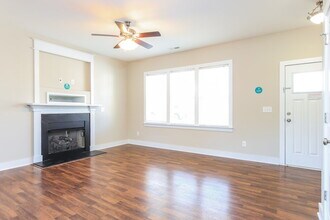 28 Wood Green Dr in Wendell, NC - Foto de edificio - Building Photo