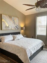 3060 Horizon Ln in Naples, FL - Building Photo