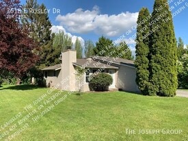 3618 E Rusley Dr in Bellingham, WA - Building Photo