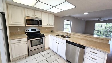 6800 Placida Rd in Englewood, FL - Building Photo - Building Photo