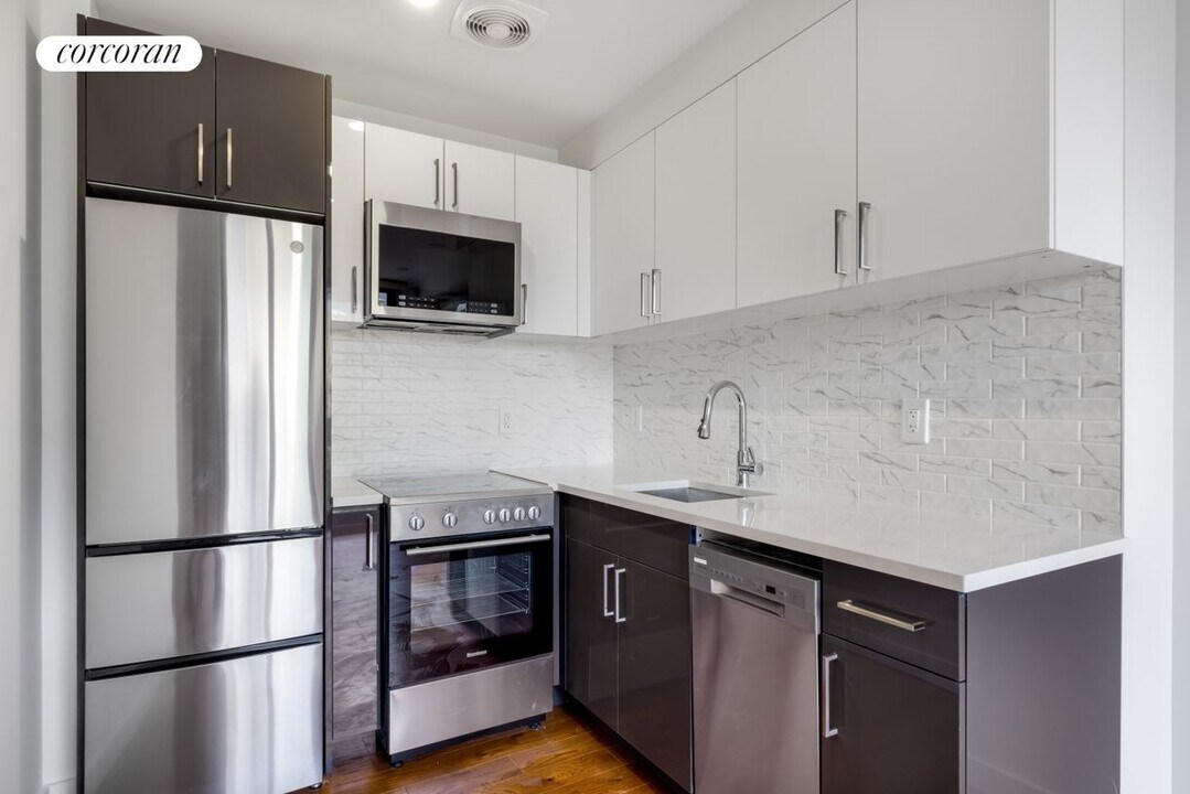 2316 Clarendon Rd in Brooklyn, NY - Building Photo