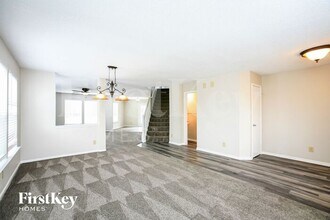 10046 Yosemite Ln in Indianapolis, IN - Building Photo - Building Photo