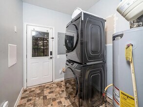 7226 Corvette Ct in Raleigh, NC - Building Photo - Building Photo