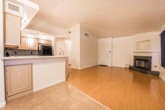 368 Manti Pl in Henderson, NV - Foto de edificio - Building Photo