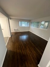 7206 W Wellington Ave in Chicago, IL - Building Photo - Building Photo