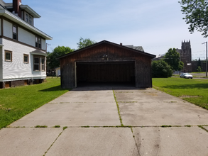 1622 Ogden Ave in Superior, WI - Building Photo - Building Photo