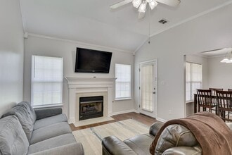 660 Butler Springs Cir in Grovetown, GA - Building Photo - Building Photo
